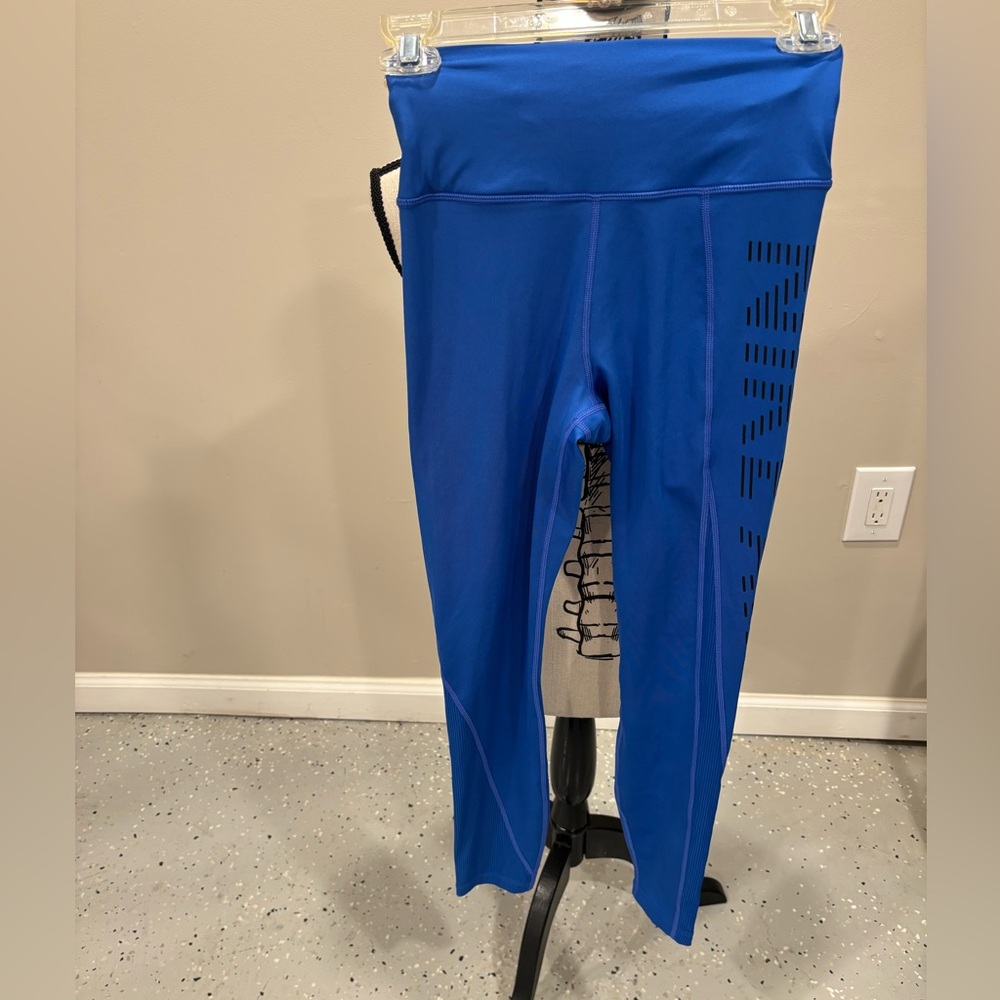 Nike Dri-FIT Blue 7/8 Length Leggings, Women’s Size XS, NWT